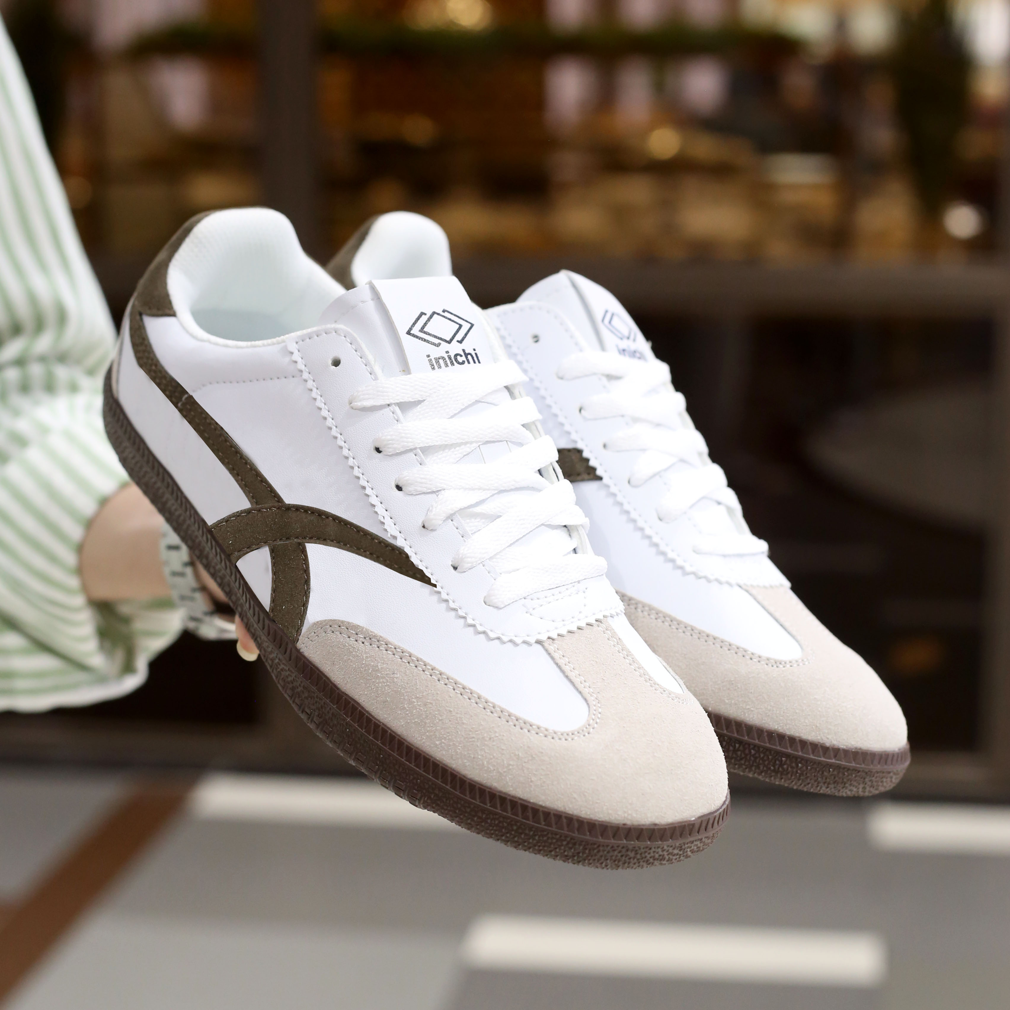 Giày thể thao Inichi G1324-G1325 phối màu sọc thời trang